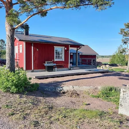 Tiny House With Sauna And Hot Tub Close To Archipelago