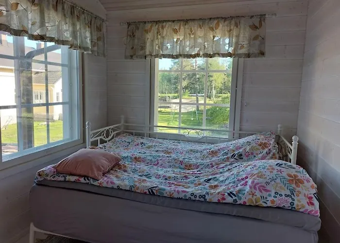 Tiny House With Sauna And Hot Tub Close To Archipelago Dağ evi Taivassalo